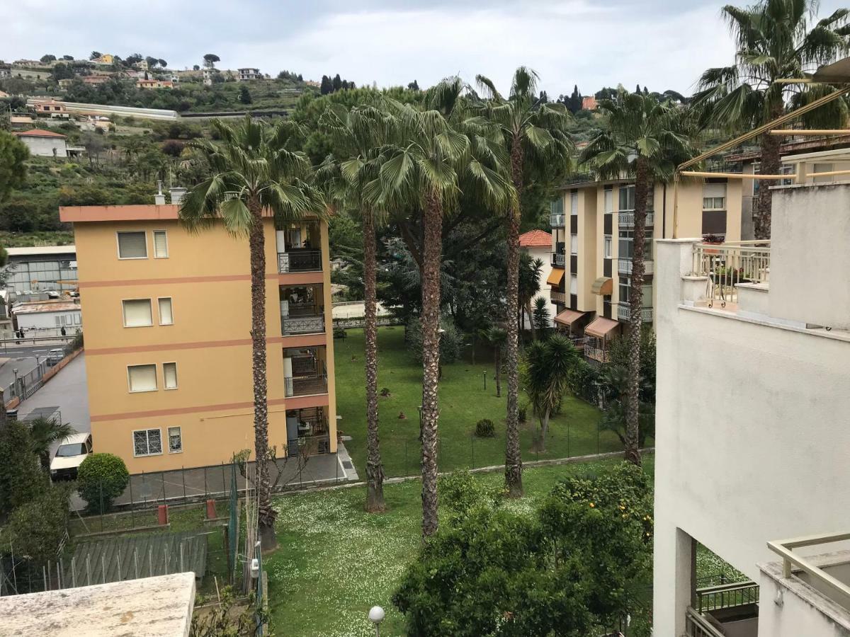 Il Giglio Apartment Bordighera Exterior foto